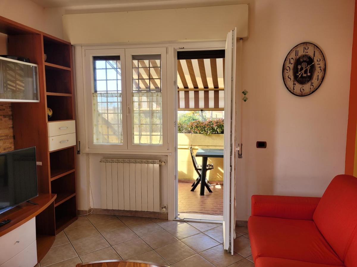 Villa Rimini - Seaview & Roman Holidays Apartments - Garden&Beach 300Mt Anzio Extérieur photo
